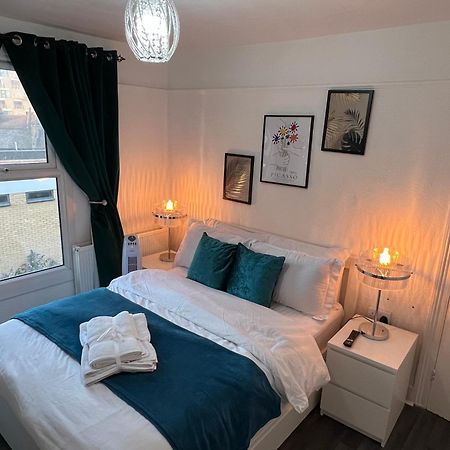 Luxury 1Bed Holiday Flat-10 Minutes From London Bridge & 3Mins Walk To Lewisham Dlr Apartment Exterior foto